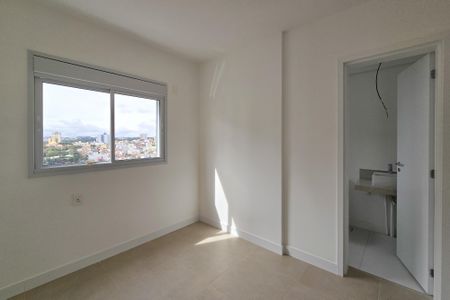 Apartamento à venda com 117m², 3 quartos e 2 vagasSuíte 2