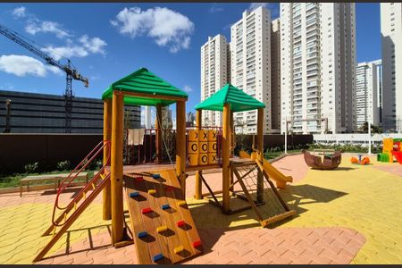Apartamento à venda com 117m², 3 quartos e 2 vagasÁrea comum - Playground