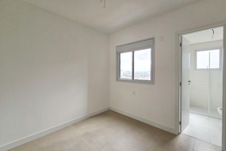 Apartamento à venda com 117m², 3 quartos e 2 vagasSuíte 1