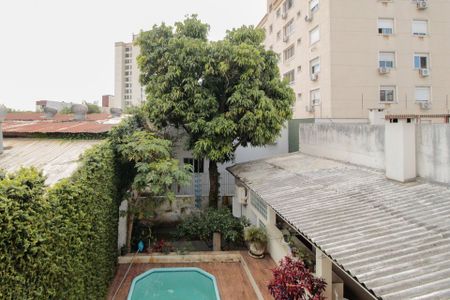 Casa à venda com 300m², 3 quartos e 4 vagasVista da Sacada
