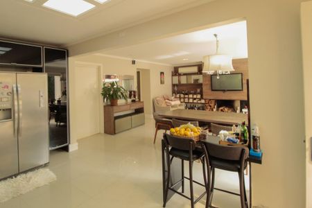 Casa à venda com 300m², 3 quartos e 4 vagasCozinha