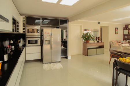 Casa à venda com 300m², 3 quartos e 4 vagasCozinha