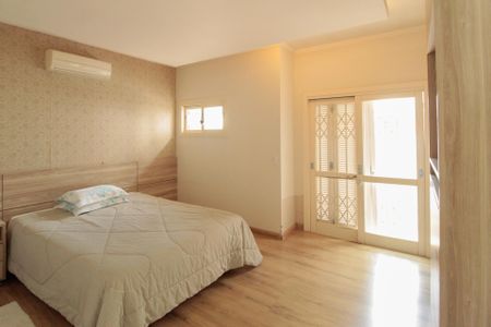 Casa à venda com 300m², 3 quartos e 4 vagasSuíte 3