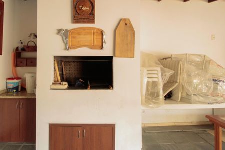 Casa à venda com 300m², 3 quartos e 4 vagasÁrea comum - Churrasqueira