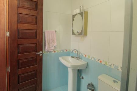 Casa à venda com 300m², 3 quartos e 4 vagasBanheiro de Serviço