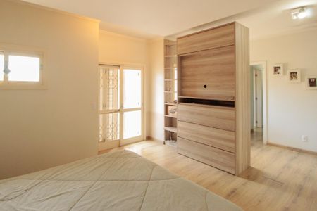 Casa à venda com 300m², 3 quartos e 4 vagasSuíte 3