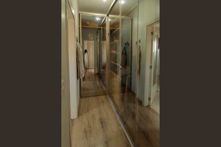 Casa à venda com 300m², 3 quartos e 4 vagasCloset da suíte 3