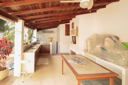 Casa à venda com 300m², 3 quartos e 4 vagasÁrea gourmet