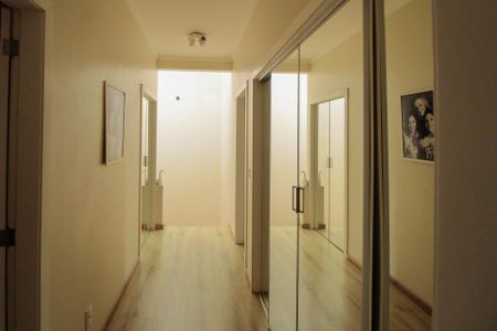 Casa à venda com 300m², 3 quartos e 4 vagasCorredor