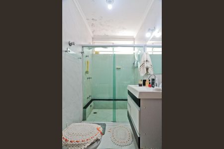 Casa à venda com 160m², 3 quartos e 8 vagasBanheiro da Suíte 3