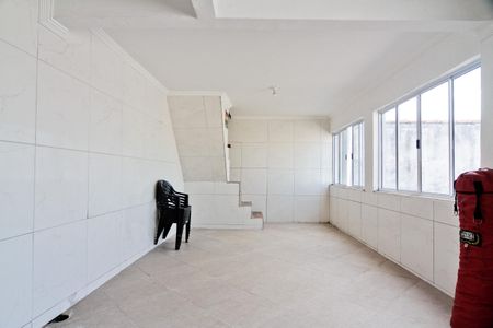 Casa à venda com 160m², 3 quartos e 8 vagasEdícula