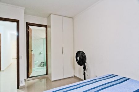 Suíte de casa à venda com 3 quartos, 160m² em Vila Palmeiras, São Paulo