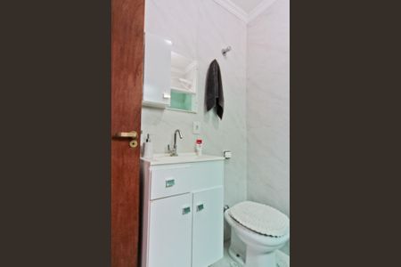 Casa à venda com 160m², 3 quartos e 8 vagasBanheiro da Suíte