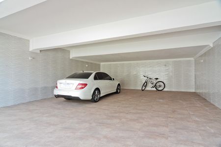 Casa à venda com 160m², 3 quartos e 8 vagasGaragem