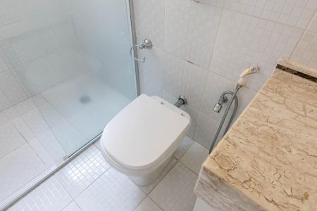 Apartamento à venda com 83m², 3 quartos e 2 vagas Apartamento à venda com 83m², 3 quartos e 2 vagasBanheiro