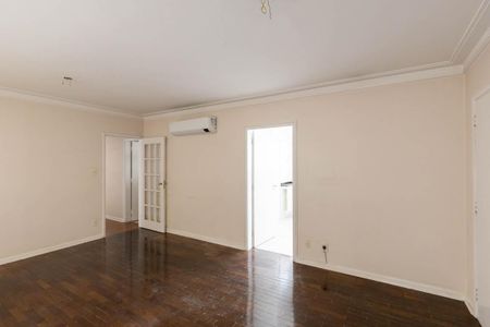 Apartamento à venda com 83m², 3 quartos e 2 vagas Apartamento à venda com 83m², 3 quartos e 2 vagasSala