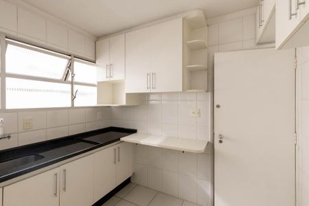 Apartamento à venda com 83m², 3 quartos e 2 vagas Apartamento à venda com 83m², 3 quartos e 2 vagasCozinha