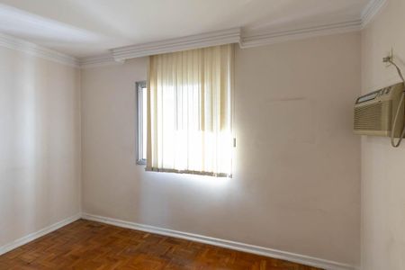 Apartamento à venda com 83m², 3 quartos e 2 vagas Apartamento à venda com 83m², 3 quartos e 2 vagasQuarto 2