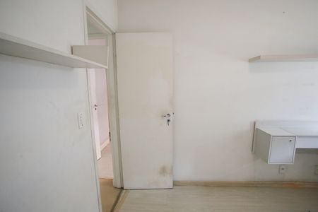 Apartamento para alugar com 169m², 3 quartos e 1 vaga Apartamento para alugar com 169m², 3 quartos e 1 vagaQuarto 2