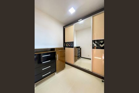 Casa à venda com 375m², 6 quartos e 8 vagasQuarto 4