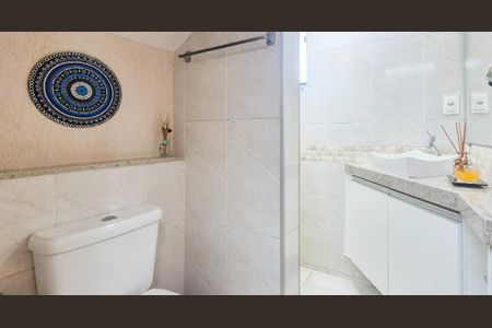 Casa à venda com 375m², 6 quartos e 8 vagasLavabo