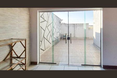 Varanda de casa à venda com 6 quartos, 375m² em Concórdia, Belo Horizonte