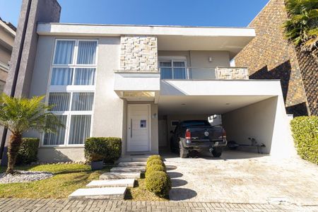 Casa de condomínio para alugar com 320m², 3 quartos e 4 vagasFachada da Casa