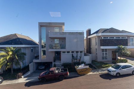 Casa de condomínio para alugar com 320m², 3 quartos e 4 vagasVista Suíte 1