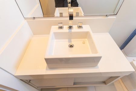 Casa de condomínio para alugar com 320m², 3 quartos e 4 vagasBanheiro da Suíte 3