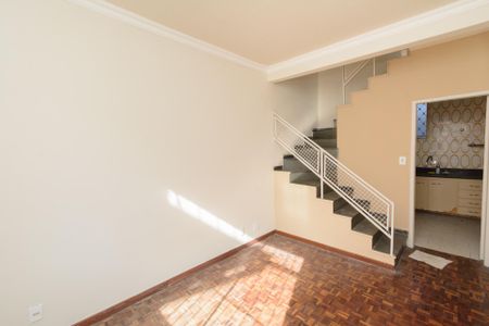 Casa de condomínio à venda com 124m², 3 quartos e 1 vagaSala