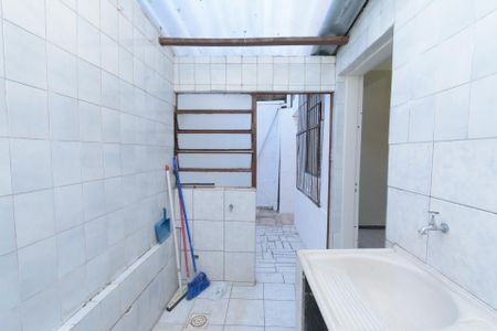 Casa de condomínio à venda com 124m², 3 quartos e 1 vagaÁrea de Serviço