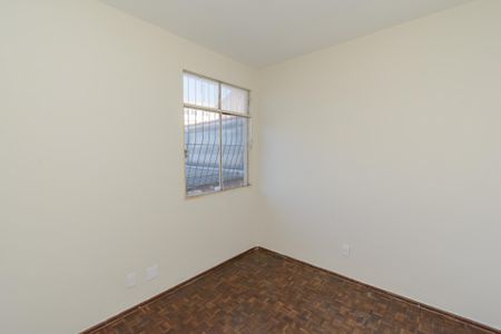 Casa de condomínio à venda com 124m², 3 quartos e 1 vagaQuarto 2