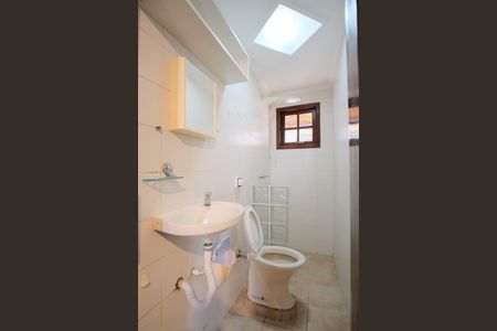 Casa para alugar com 250m², 5 quartos e 1 vagaEdícula - Banheiro da Suíte