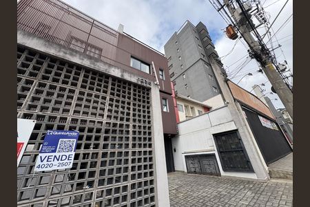 Apartamento à venda com 122m², 2 quartos e 2 vagas Apartamento à venda com 122m², 2 quartos e 2 vagasPlaca