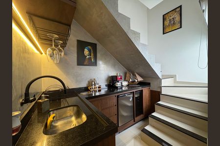 Apartamento à venda com 122m², 2 quartos e 2 vagas Apartamento à venda com 122m², 2 quartos e 2 vagasSala