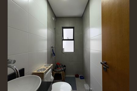 Apartamento à venda com 122m², 2 quartos e 2 vagas Apartamento à venda com 122m², 2 quartos e 2 vagasBanheiro