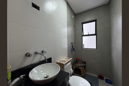 Apartamento à venda com 122m², 2 quartos e 2 vagas Apartamento à venda com 122m², 2 quartos e 2 vagasBanheiro