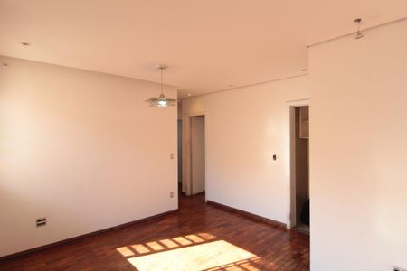Apartamento para alugar com 82m², 3 quartos e 1 vagaSala