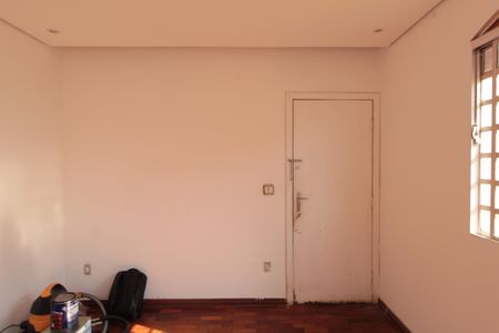 Sala de apartamento para alugar com 3 quartos, 82m² em Dona Clara, Belo Horizonte