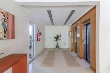 Apartamento à venda com 78m², 2 quartos e 1 vagaHall de entrada