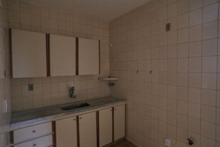 Apartamento à venda com 92m², 3 quartos e 2 vagasCozinha e Área de Serviço