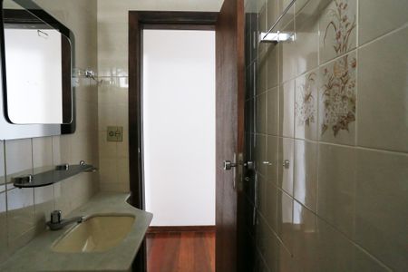 Apartamento à venda com 92m², 3 quartos e 2 vagasBanheiro