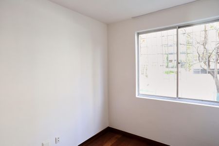 Apartamento à venda com 92m², 3 quartos e 2 vagasQuarto 1