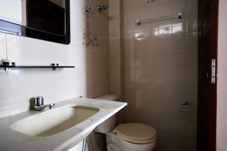 Apartamento à venda com 92m², 3 quartos e 2 vagasBanheiro da Suíte