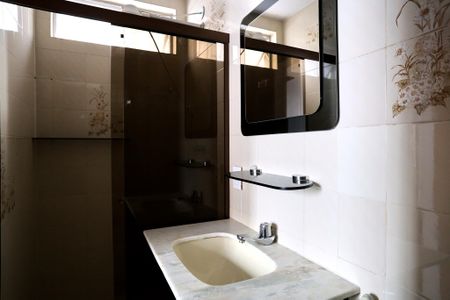 Apartamento à venda com 92m², 3 quartos e 2 vagasBanheiro da Suíte