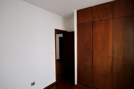 Apartamento à venda com 92m², 3 quartos e 2 vagasQuarto