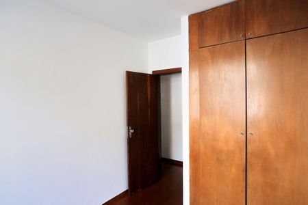 Apartamento à venda com 92m², 3 quartos e 2 vagasQuarto 1