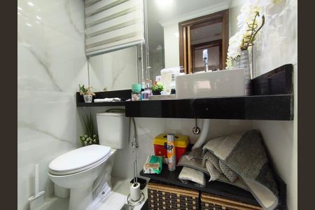 Banheiro de apartamento para alugar com 1 quarto, 42m² em Vila Mariana, São Paulo