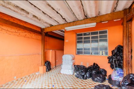 Casa à venda com 107m², 1 quarto e 1 vaga Casa à venda com 107m², 1 quarto e 1 vagaQuintal