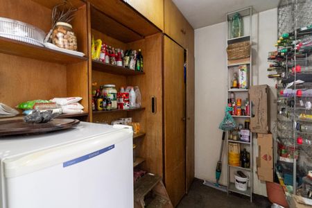 Apartamento à venda com 265m², 4 quartos e 2 vagasDespensa